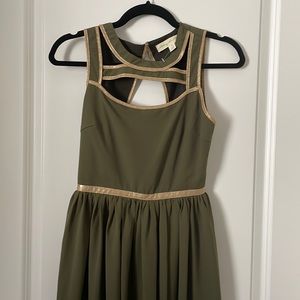 Staring at Stars Grecian Maxi Dress Green and Gold Size 0